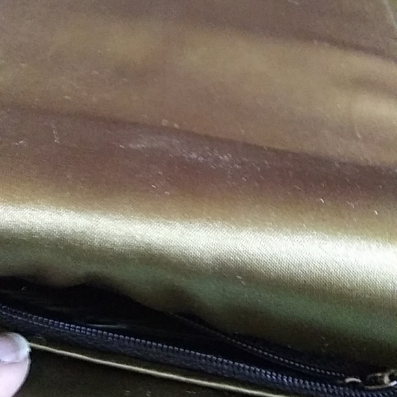 Mod by Design Horn Crossbody Bag - Picture 8 of 8